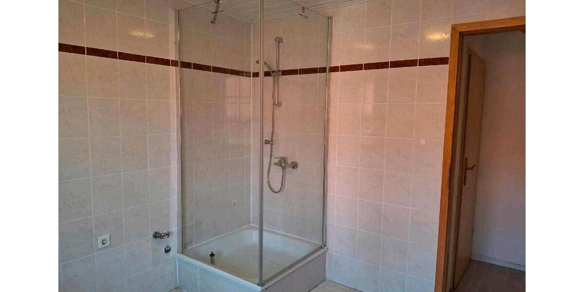 Reihenhaus Schöppenstedt - 5 Zimmer, 120 m&sup2;, 800&euro; | Angebot:26323171