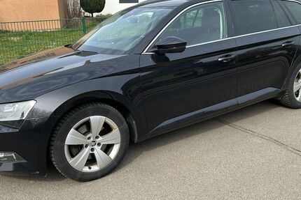 Skoda Superb 174.000 km 14.900 &euro; Winnweiler 67722