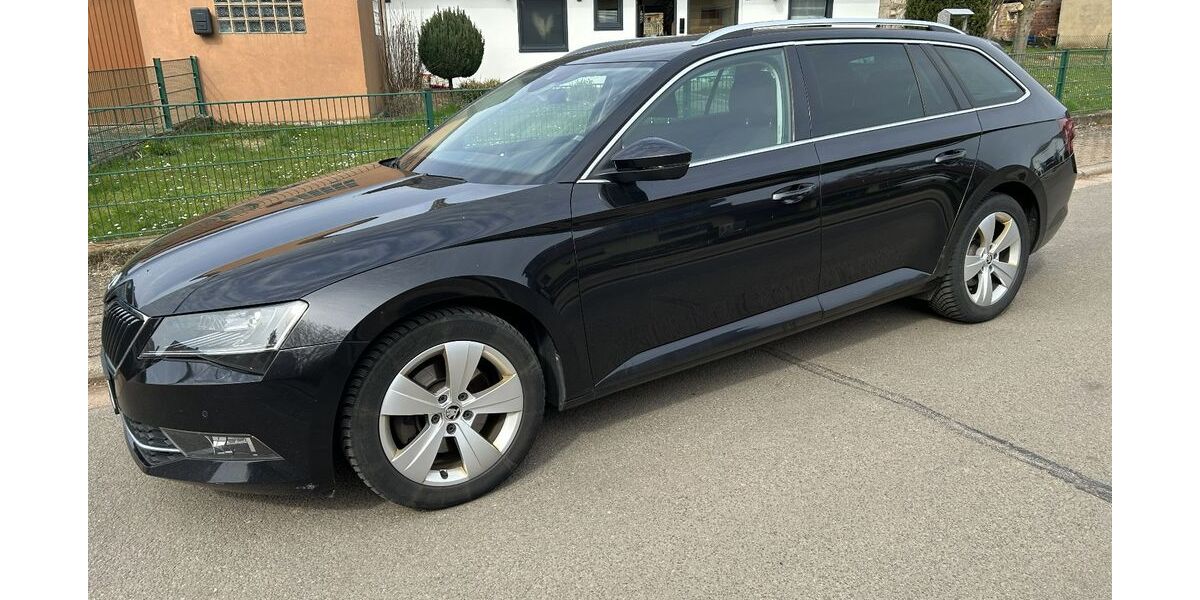 Skoda Superb 174.000 km 16.400 &euro; Winnweiler 67722