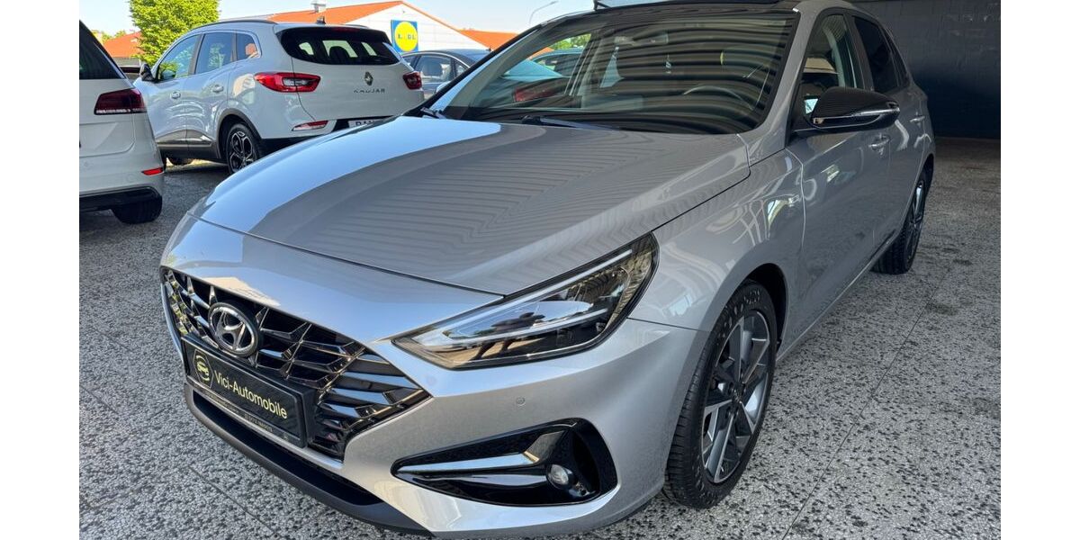 Hyundai i30 60.850 km 19.750 &euro; lübeck 23556