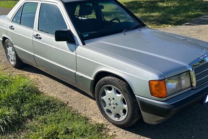 Mercedes-Benz 190 59.500 km 13.480 &euro; Schlaitdorf 72667