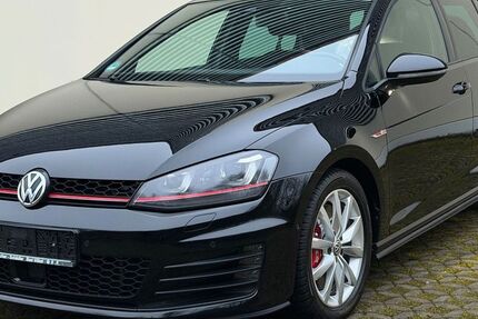 VW Golf 94.000 km 17.990 &euro; Unterschleissheim 85716