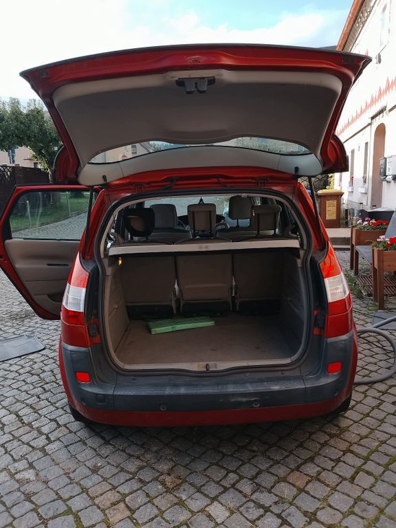 Renault Scenic 231.204 km 800 € Neukirch Lausitz 01904