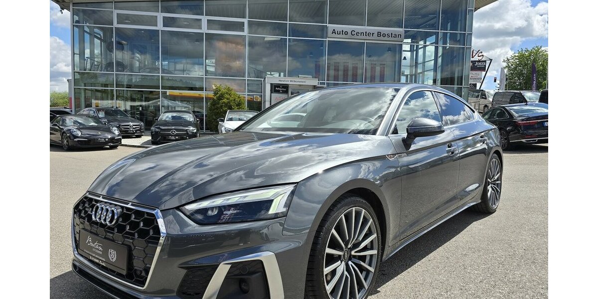 Audi A5 40 TFSI QUATTRO S-LINE/MATRIX/MASSAGE/VIRTUAL 89.706 km 32.900 &euro; Villingen-Schwenningen 78054