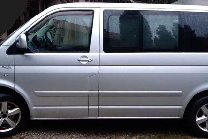 VW T5 Multivan 251.000 km 7.100 &euro; Scherstetten 86872