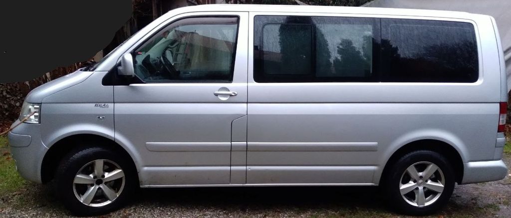 VW T5 Multivan 251.000 km 7.100 &euro; Scherstetten 86872