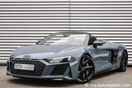 Audi R8 33.205 km 158.900 € Weinstadt 71384