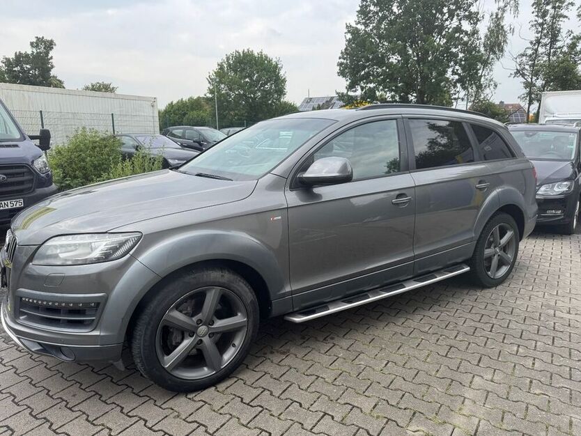 Q7