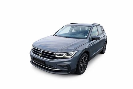 VW Tiguan 65.050 km 24.450 &euro; Wardenburg 26203