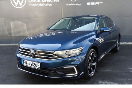VW Passat 69.500 km 21.490 € Friedrichshafen 88046