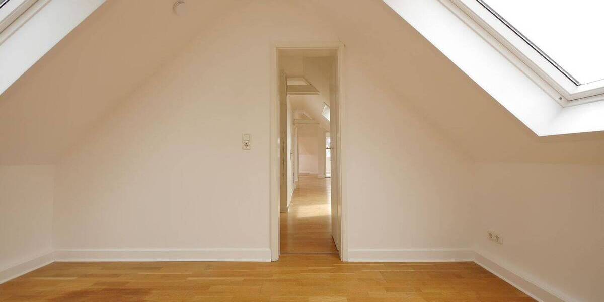 Etagenwohnung Weimar Westvorstadt - 2 Zimmer, 63 m&sup2;, 650&euro; | Angebot:26891503