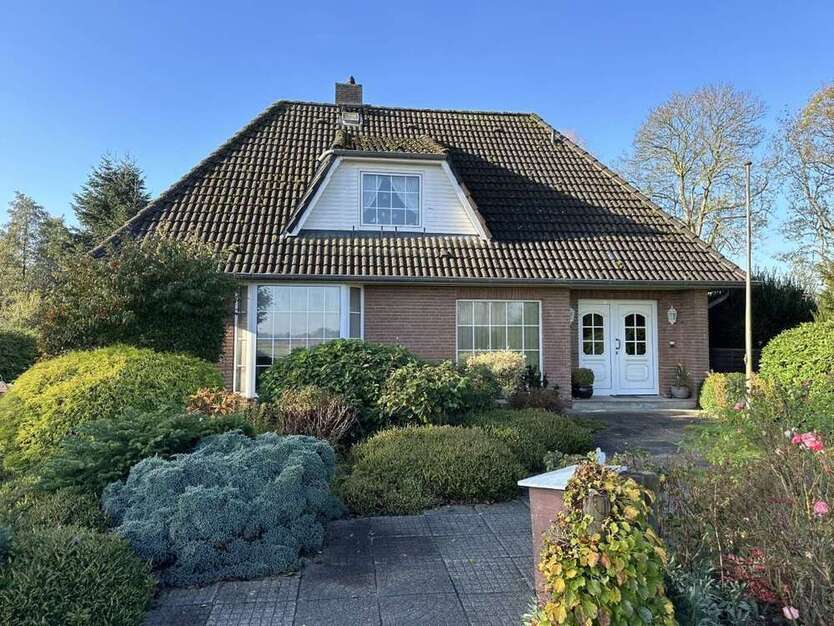 Haus zum Kaufen in Cuxhaven 359.000 € 127 m²