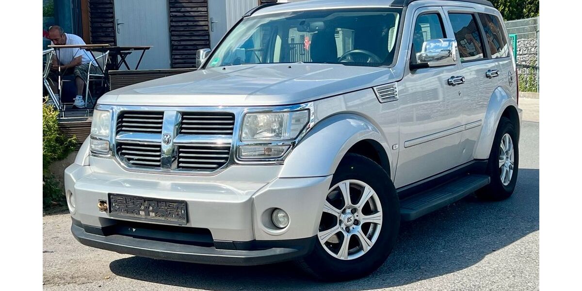 Dodge Nitro 210.843 km 2.500 &euro; Gelsenkirchen 45884