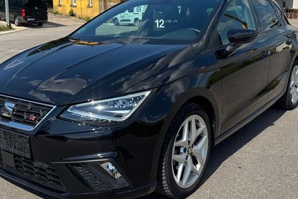 Seat Ibiza 72.000 km 15.300 &euro; Essingen­­­ 73457