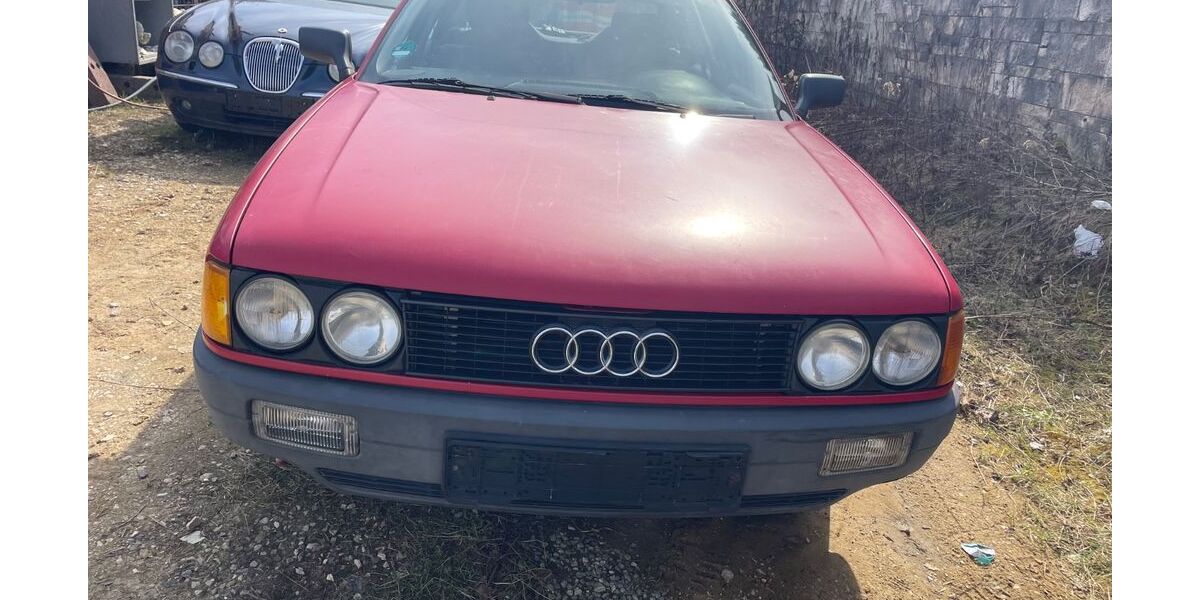 Audi 80 159.000 km 790 &euro; Abensberg 93326