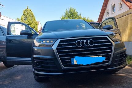 Audi Q7 103.000 km 27.500 &euro; Frankfurt am Main 60389