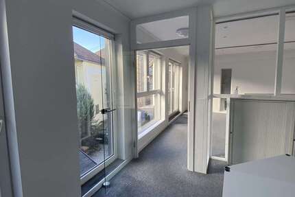 Büro in Baden-Baden 495.000 € 272.53 m² zimmer