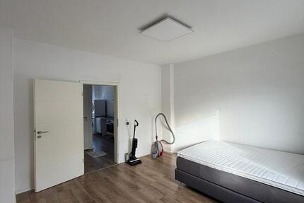 Charmante 1-Zimmerwohnung ab sofort in SchwarzenbachSaale 1 zimmer