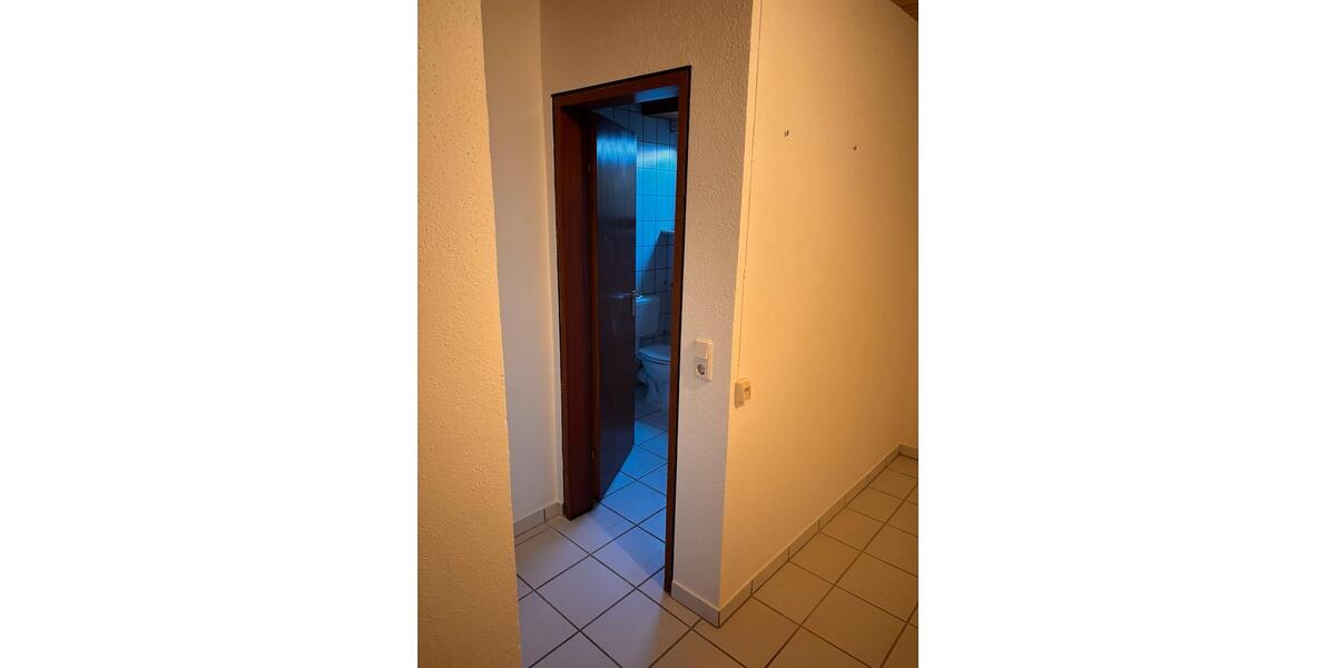 Etagenwohnung Schrozberg - 2 Zimmer, 72 m&sup2;, 310&euro; | Angebot:26346917