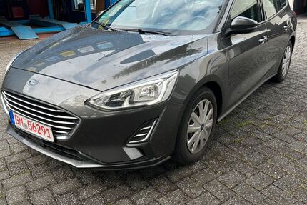 Ford Focus 243.207 km 4.999 &euro; Gummersbach 51645