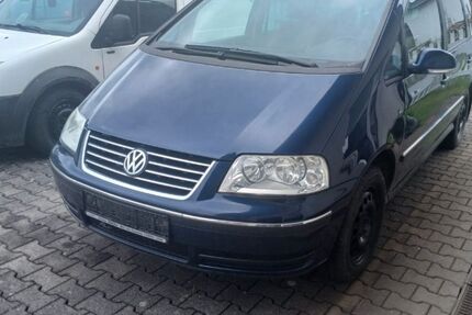 VW Sharan 234.000 km 1.690 &euro; Eisenach 99817