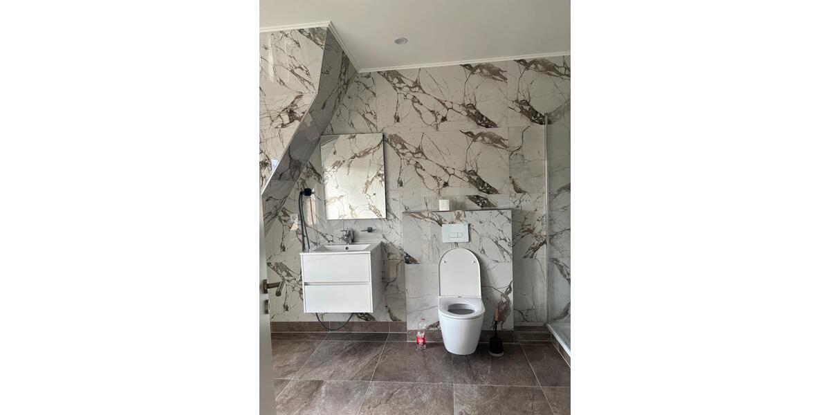 Dachgeschoßwohnung Troisdorf Altenrath - 2 Zimmer, 48 m&sup2;, 750&euro; | Angebot:25967588