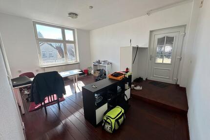 2 Zimmer Wohnung in Heide