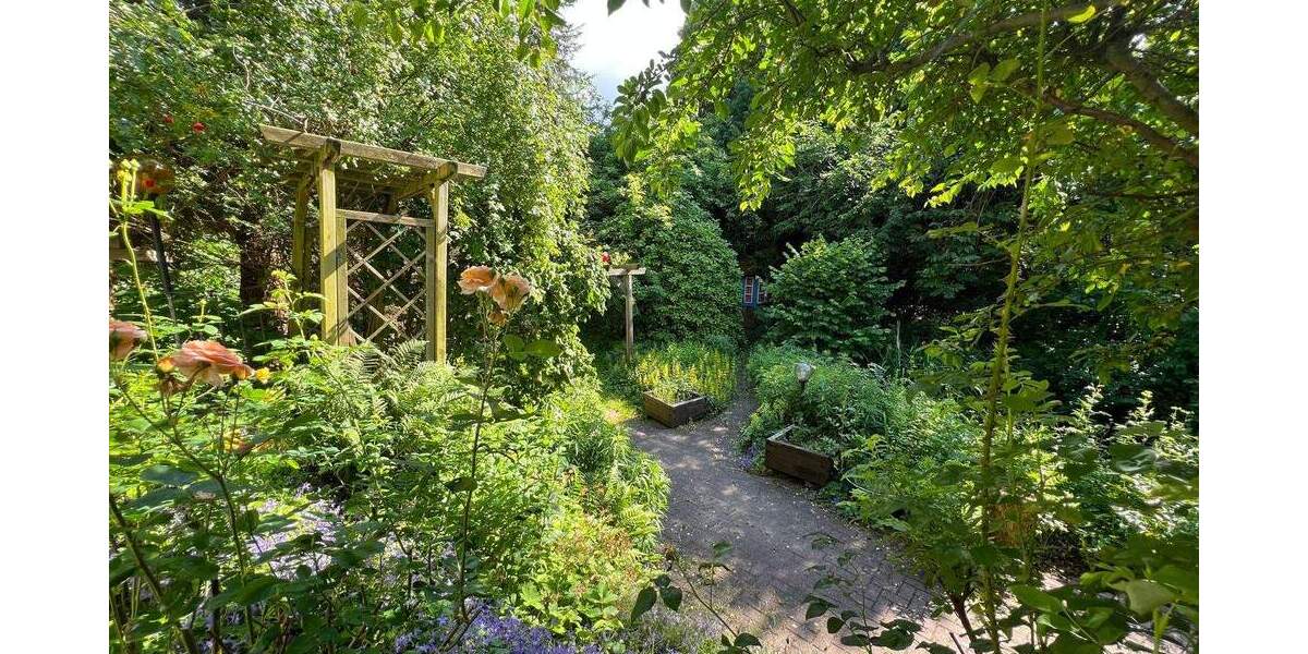 Mehrfamilienhaus, Wohnhaus AHRENSBURG - ALLEENVIERTEL ALLEENVIERTEL - 1 Zimmer, 958.000&euro; | Angebot:25096464