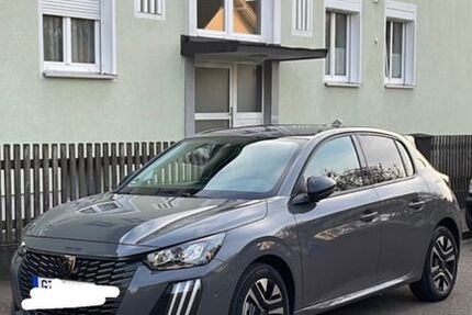Peugeot 208 11.200 km 22.500 € Günzburg 89312