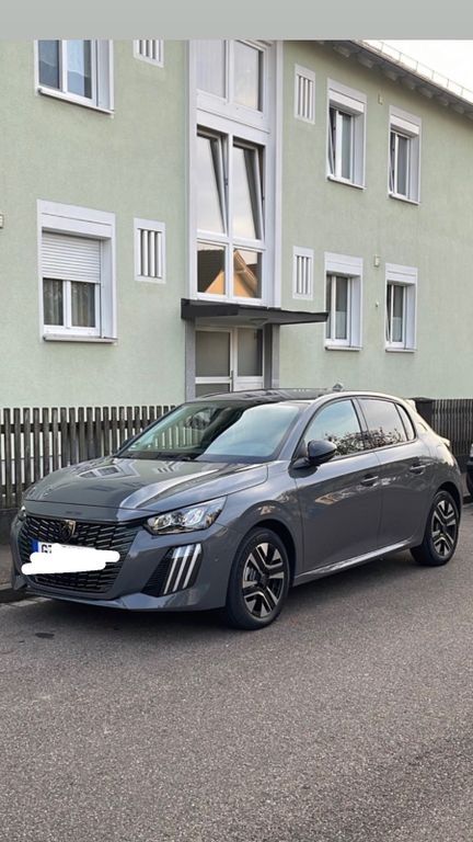 Peugeot 208 11.200 km 22.500 € Günzburg 89312
