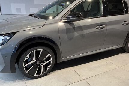 Peugeot 208 6.000 km 31.900 € Augsburg 86179