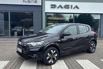 Dacia Sandero 2.000 km 19.690 € Emstek-West 49685