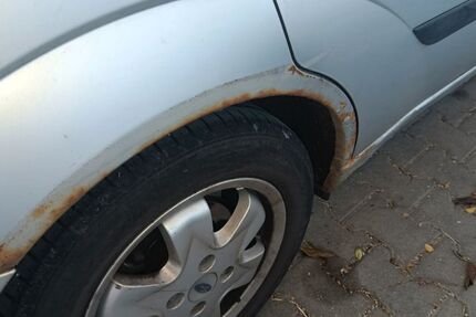 Ford Focus 182.000 km 650 € Murrhardt 71540