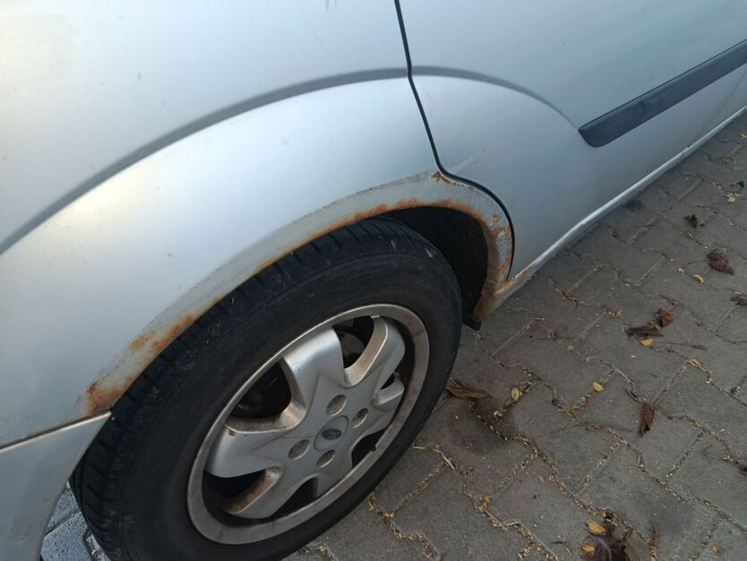 Ford Focus 182.000 km 650 € Murrhardt 71540