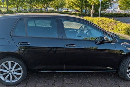 VW Golf 90.500 km 17.300 &euro; Remagen 53424