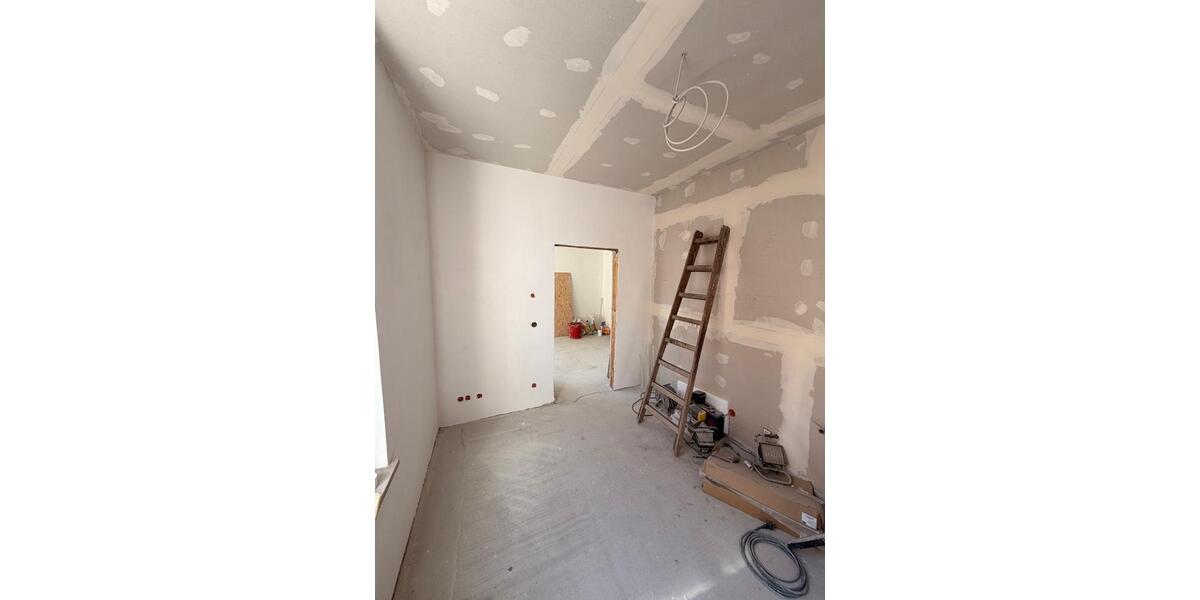 Erdgeschoßwohnung Aue-Bad Schlema Bad Schlema - 3 Zimmer, 65 m&sup2;, 425&euro; | Angebot:26083516