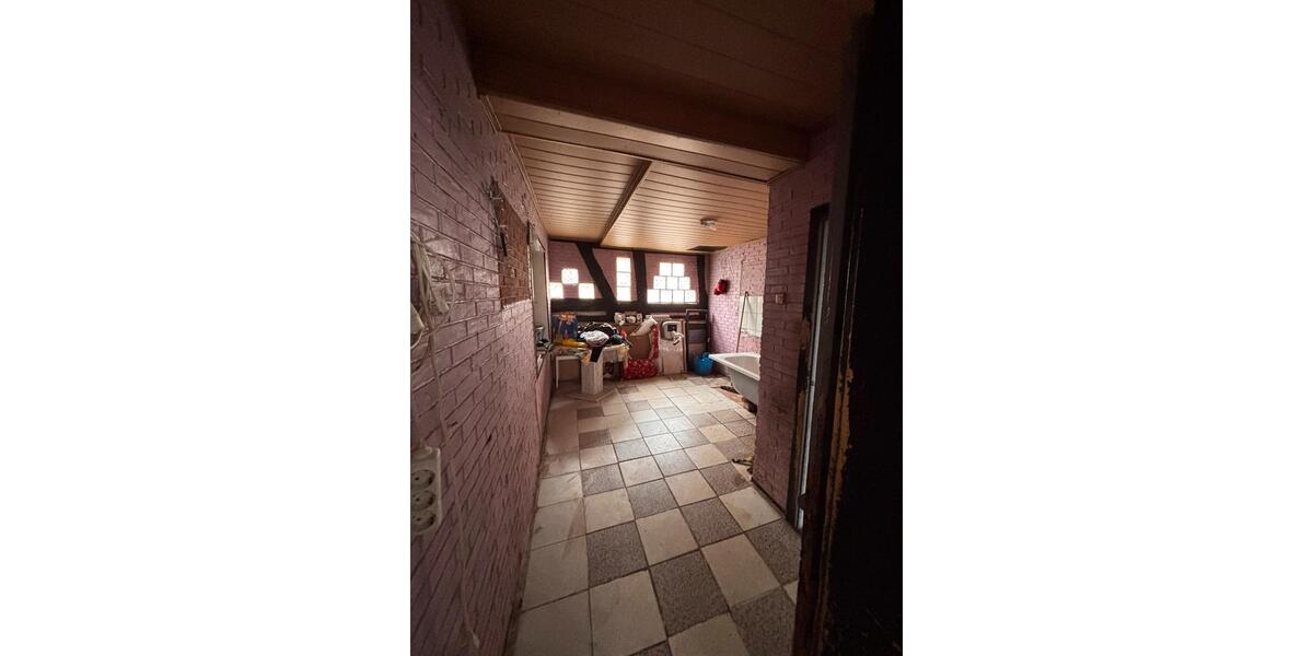 Doppelhaushälfte Rauschenberg - 5 Zimmer, 150 m&sup2;, 55.000&euro; | Angebot:26994055