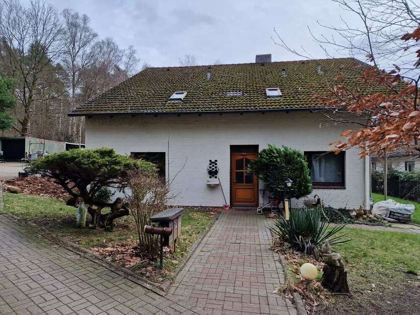 Haus zum Kaufen in Hamburg 814.000 € 300 m²