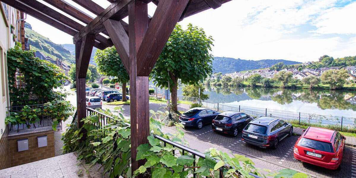 Einfamilienhaus Zell (Mosel) - 10 Zimmer, 210 m&sup2;, 449.000&euro; | Angebot:26902762