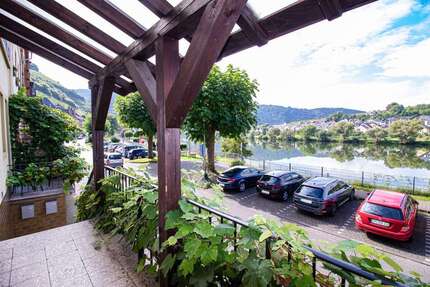 Haus Zell (Mosel) - 10 Zimmer, 210 m&sup2;, 449.000&euro; | Angebot:26902762
