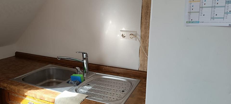 Dachgeschoßwohnung Murrhardt - 1 Zimmer, 70 m&sup2;, 450&euro; | Angebot:25932444