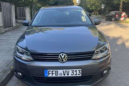 VW Jetta 138.000 km 6.500 &euro; Planegg 82152
