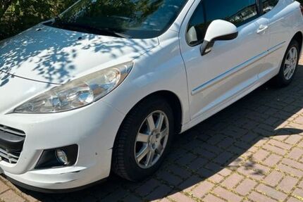 Peugeot 207 175.000 km 1.750 &euro; Eschweiler 52249