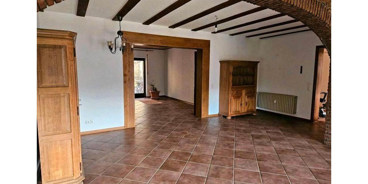 Erdgeschoßwohnung Adenau - 2 Zimmer, 125 m&sup2;, 940&euro; | Angebot:26325916