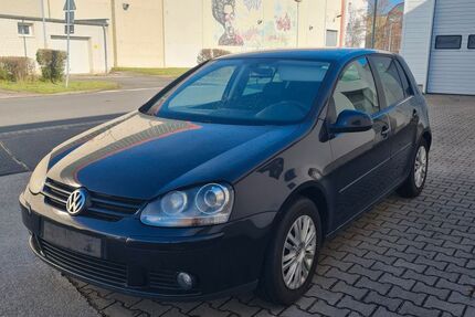 VW Golf 225.675 km 2.200 &euro; Grimma 04668
