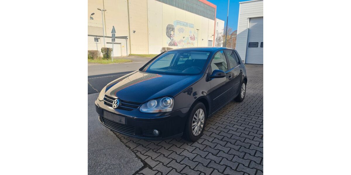 VW Golf 225.675 km 2.200 &euro; Grimma 04668