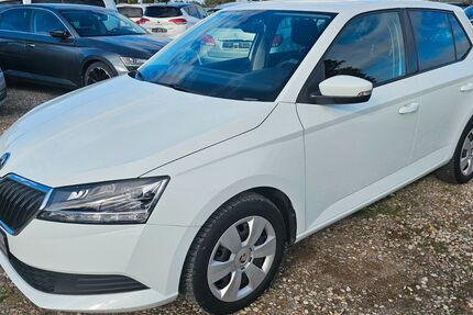 Skoda Fabia 27.232 km 11.980 &euro; Lübben 15907
