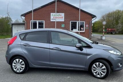 Ford Fiesta 120.907 km 4.499 &euro; Husum 25813