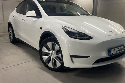 Tesla Model Y 90.000 km 30.600 &euro; Darmstadt 64295
