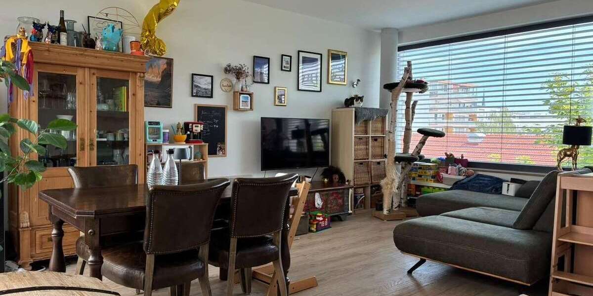 Etagenwohnung Aschaffenburg Damm - 2 Zimmer, 75 m&sup2;, 1.030&euro; | Angebot:27069053